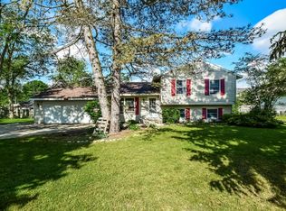 1044 Riverside Dr, Lowell, MI 49331