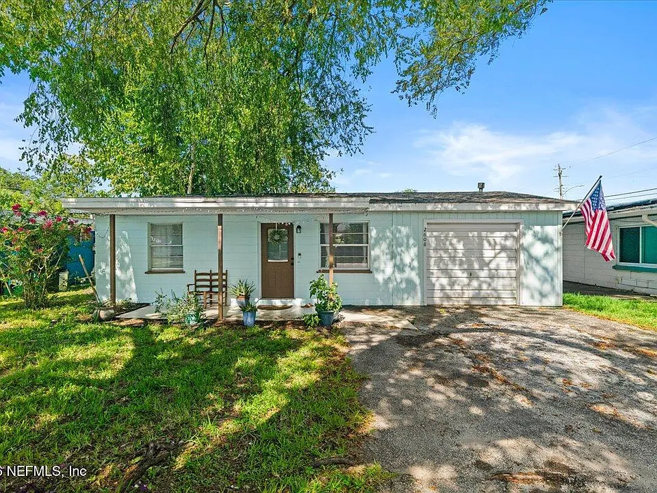 2608 Anastasia Dr