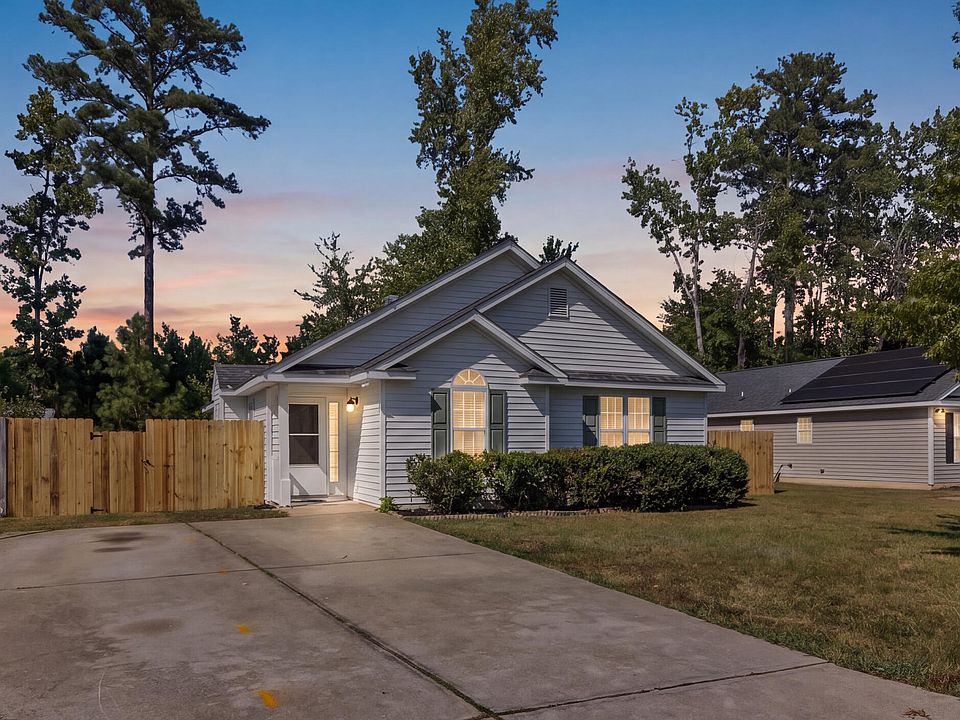 1st image of 4109 Huntsmoor Lane