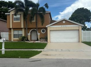 2661 Huron Way, Hollywood, FL 33025