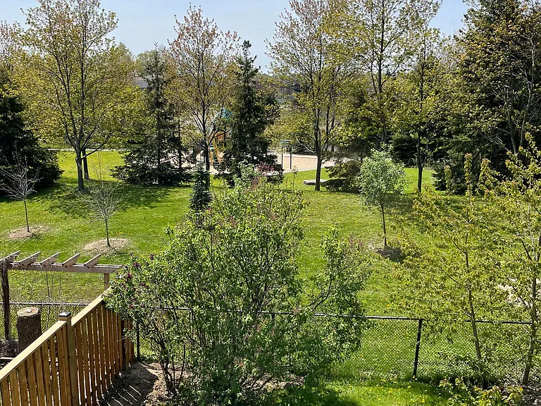 64 Larratt Ln — Photo 13