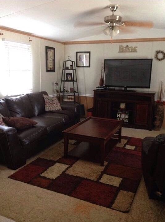 2nd image of 1579 Austin Traphill Rd