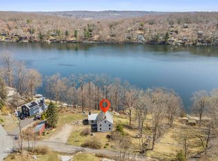 326 Candlewood Mountain Rd, New Milford, CT 06776