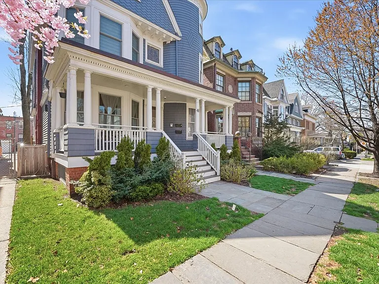 41 Bentley Ave #1 — Photo 39