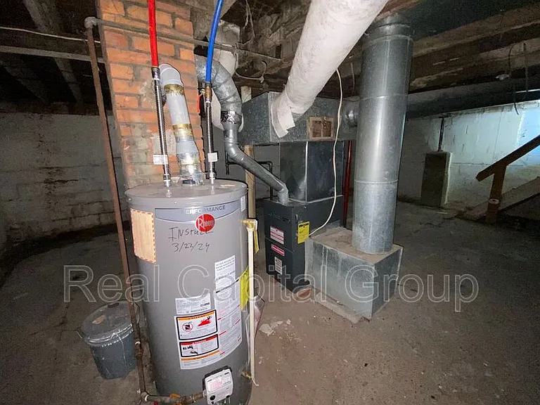 125 Edison Ave #CARRIAGE HOUSE — Photo 16