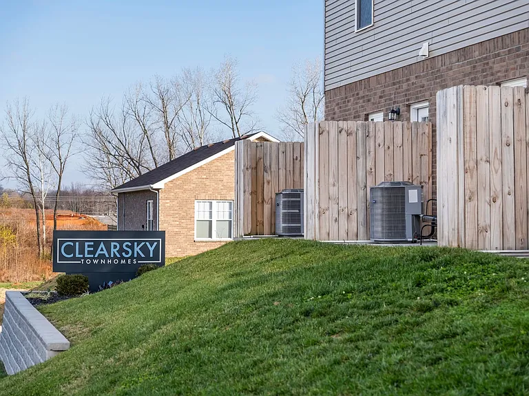 Clearsky Townhomes — Photo 21