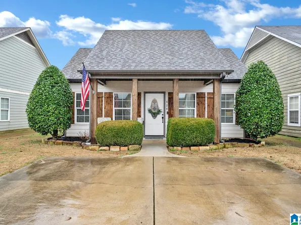 820 Hawthorn Ln, Odenville, AL 35120