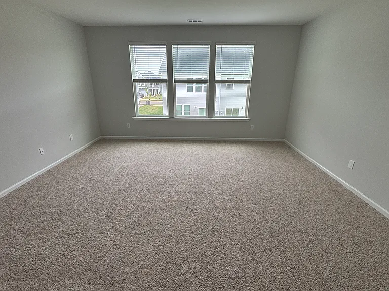 28 Nettle Ln — Photo 7