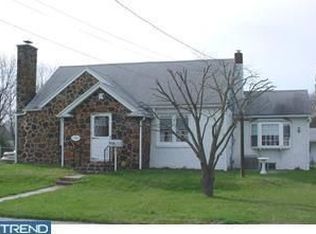 137 Saybrook Ave, Williamstown, NJ 08094