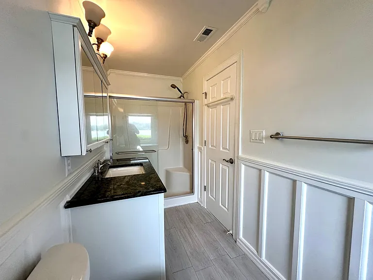 14051 Queens Harbor Rd — Photo 13