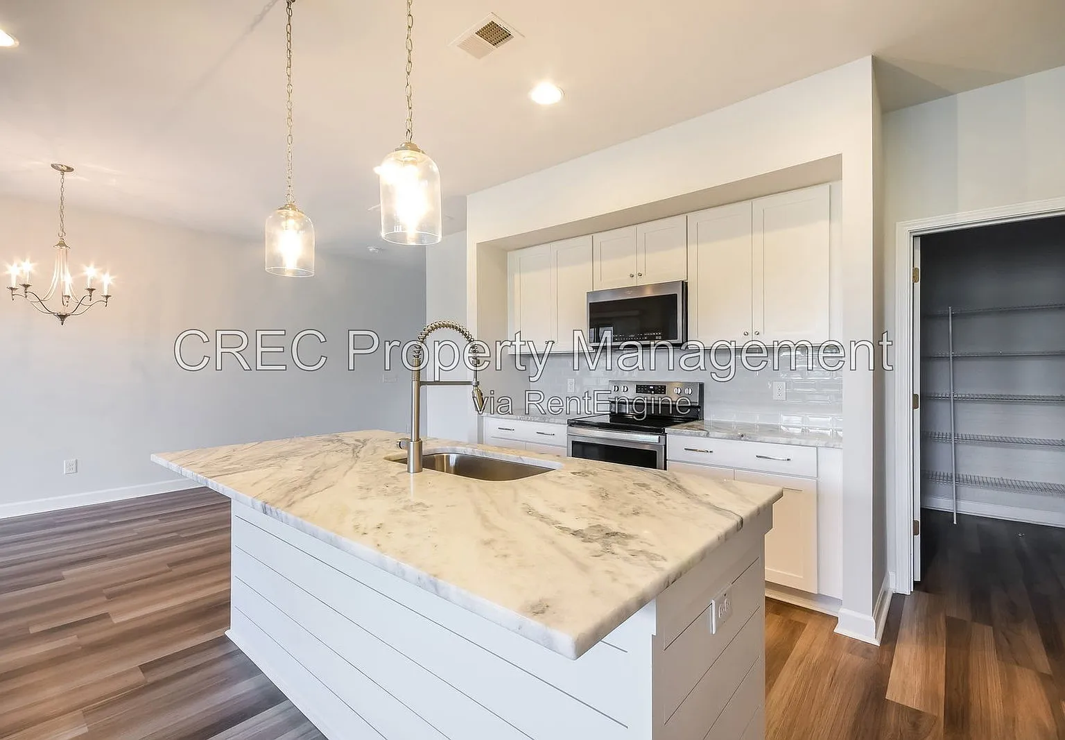 3 bed, 2.5 bath, 2058 sqft, $2,500 — Photo 3