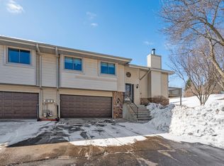 4315 Clemson Cir #B, Eagan, MN 55122