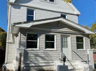 4228 W 21st St, Cleveland, OH