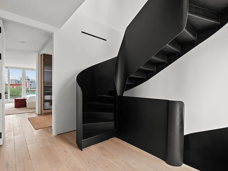 79 S 2nd St #PENTHOUSE — Photo 21