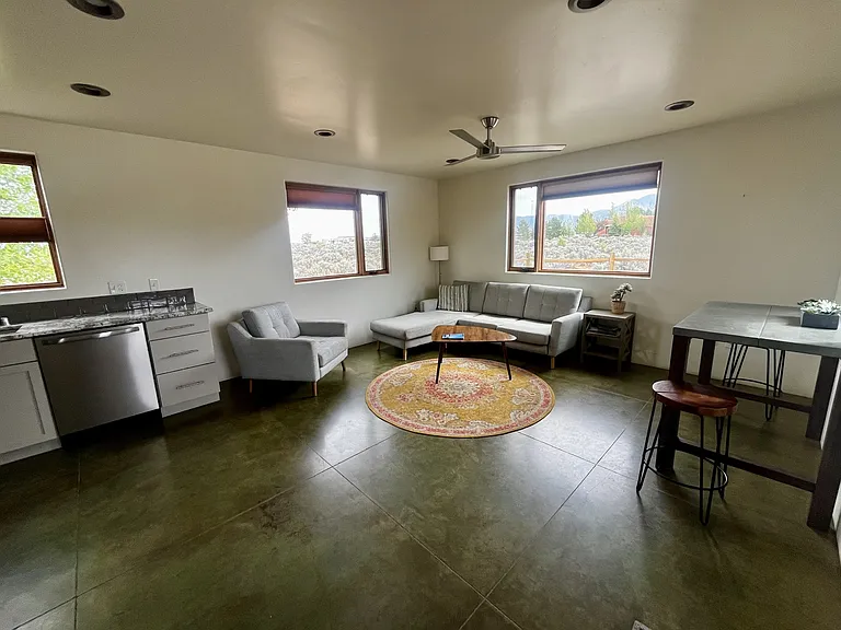 28 Piedra Vista Rd #B — Photo 8
