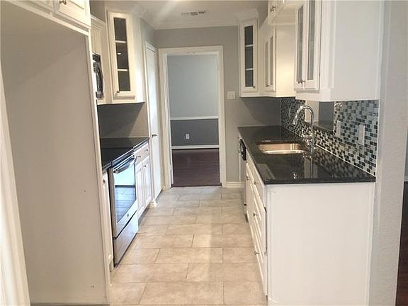 4th image of 1625 Bobbie Ln