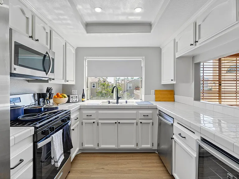 2331 Paseo Circulo — Photo 7
