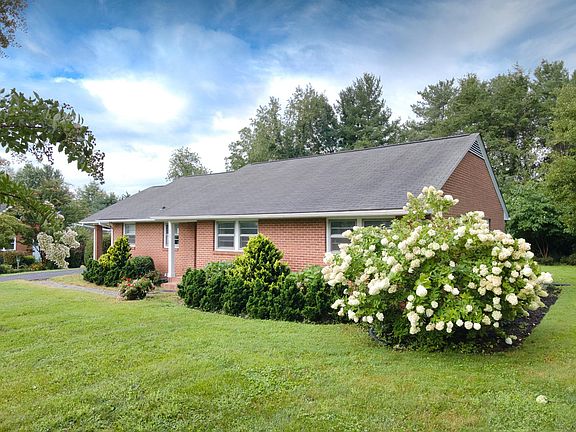 2nd image of 705 Hutcheson Dr