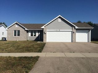 602 S Pierce St, Creston, IL 61068