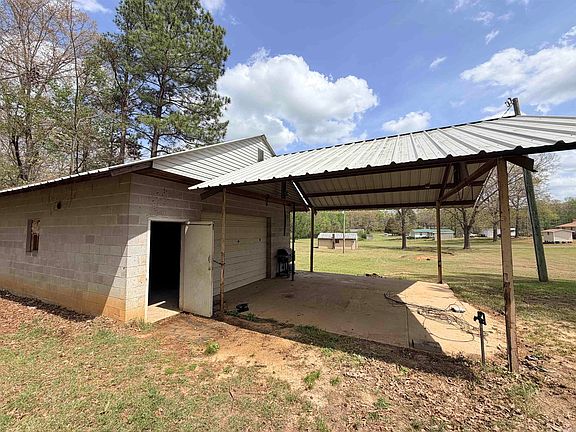 2nd image of 3930 Campground Rd