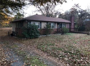 140 Dickson Rd, Marietta, GA 30066