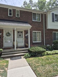 22925 Gary Ln, Saint Clair Shores, MI, 48080