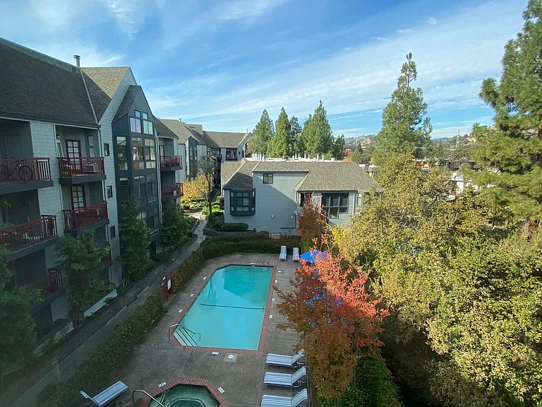 PARK PLACE APARTMENTS — Photo 8