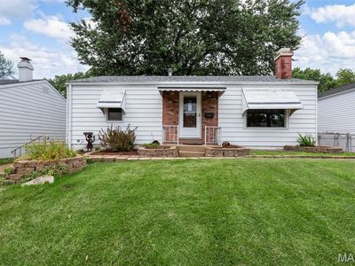 7141 Sharp Ave, Saint Louis, MO, 63116