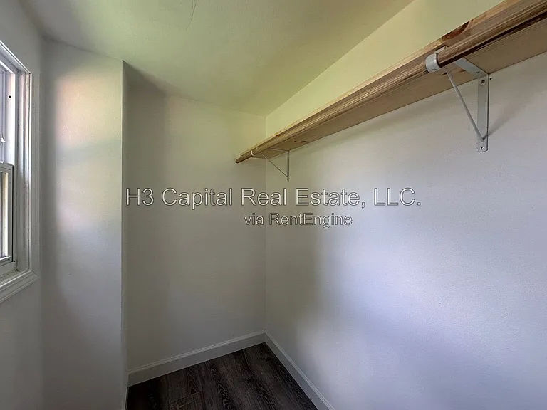 435 N 38th St — Photo 7
