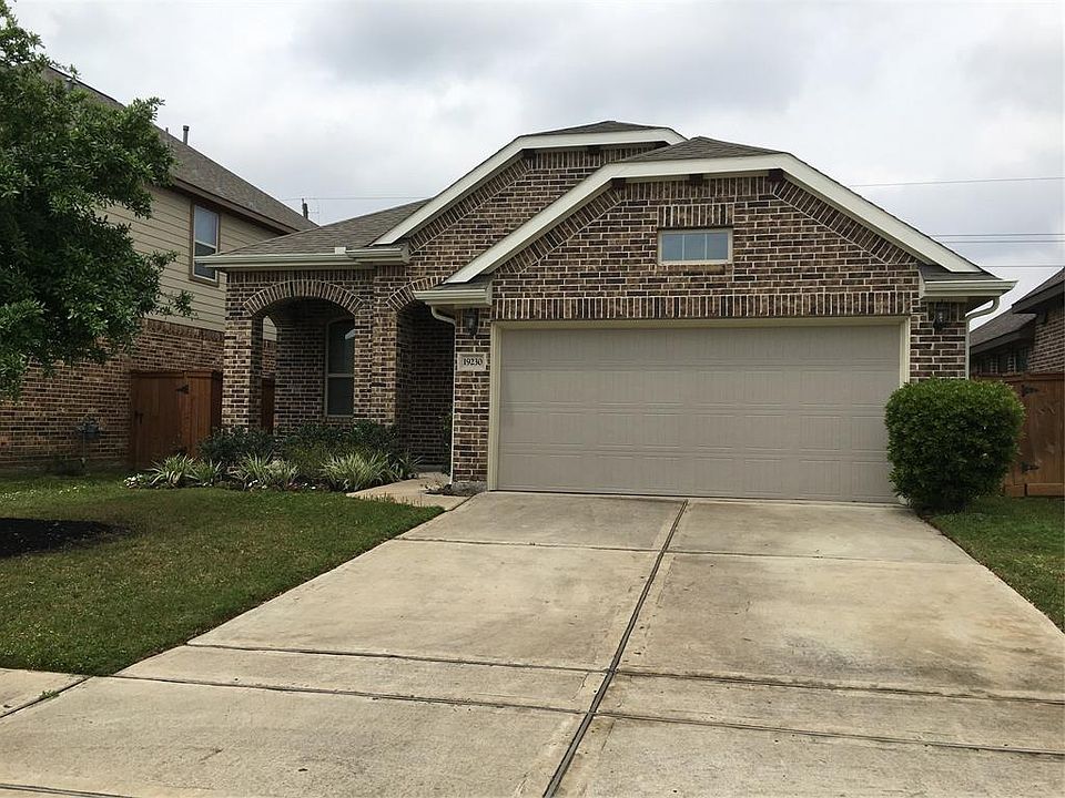 1st image of 19230 N Cottonwood Green Ln