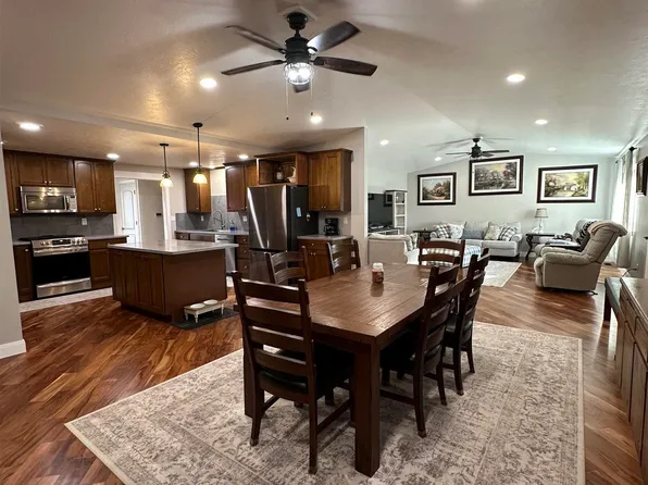 145 Evans St, Green River, WY 82935