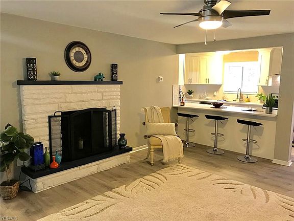 5th image of 14512 Mill Hollow Ln
