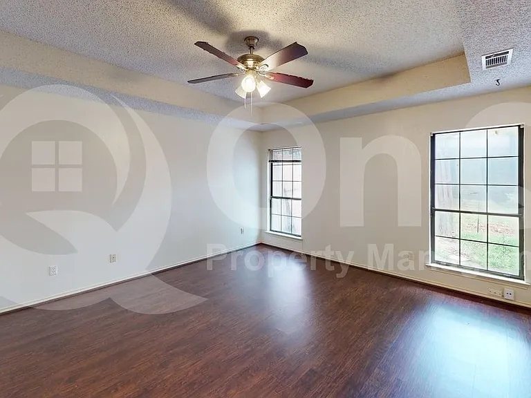 5511 Timber Green Dr — Photo 12