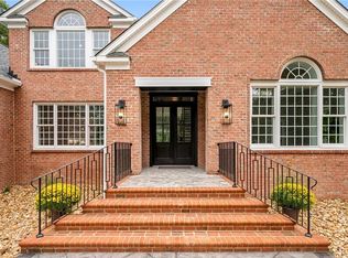 110 Jameswood, Williamsburg, VA 23185