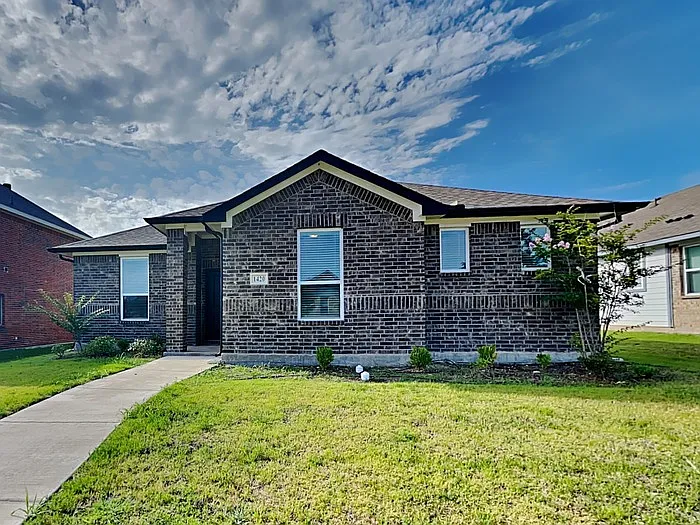 1420 Marvin Gdns