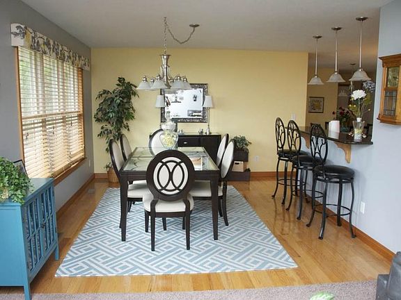3rd image of 53520 Baywater Pl