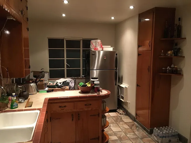 360 Adams Ave — Photo 2