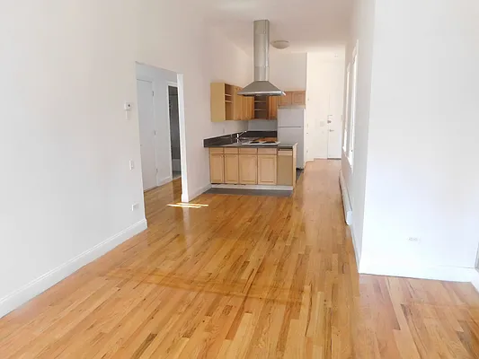 Rented by Compass | media 25