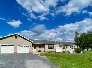 2354 Lake Shore Rd, Chazy, NY 12921