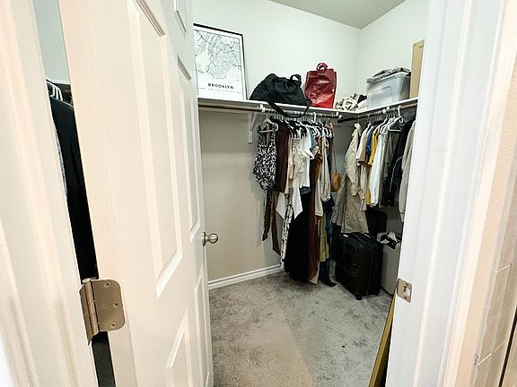 5th image of 1600 Los Olivios Way