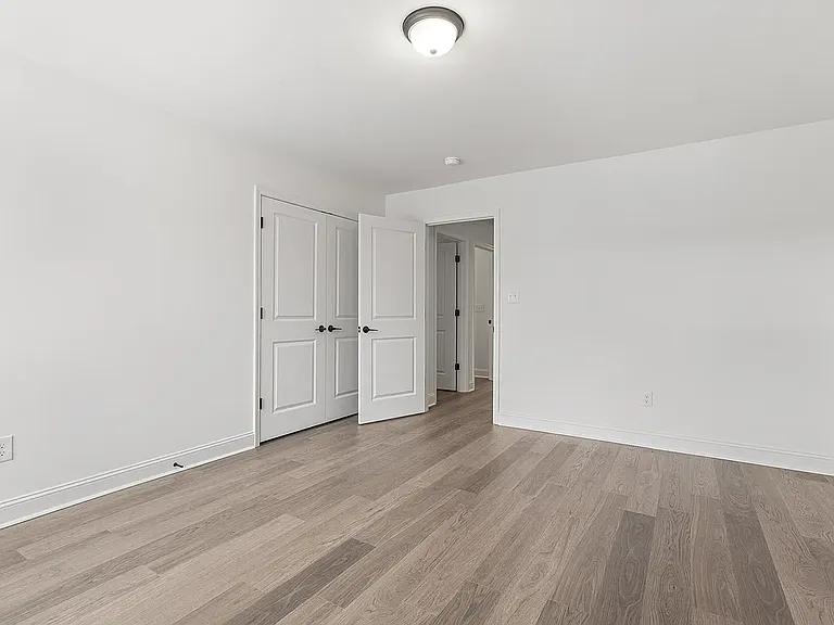 1645 Lateglow Way — Photo 14