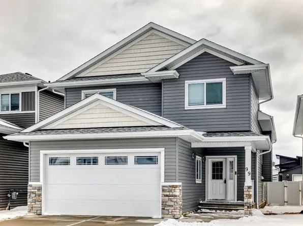 99 N Livingston Close, Red Deer, AB T4R 0S9