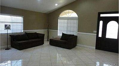 3rd image of 1131 N Cary Ave