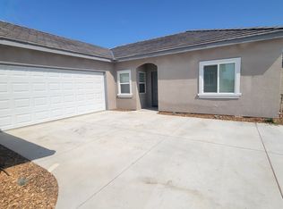 5000 Ava Angele Ct #B, Bakersfield, CA 93313