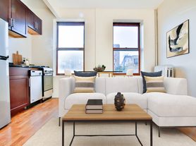 207 W 11th St, New York, NY