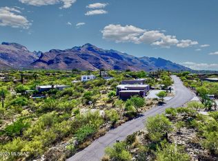 1441 E Moonridge Rd, Tucson, AZ 85718