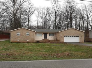 1750 Bunker Hill Rd, Cookeville, TN 38506