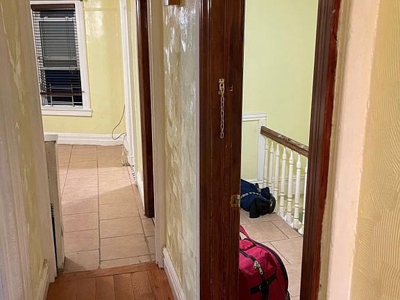 5th image of 1530 Commonwealth Ave #2