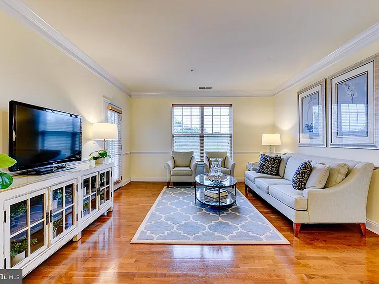 100 Middlesex Blvd #211 — Photo 9