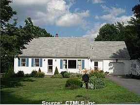 2nd image of 21 Beechwood Blvd
